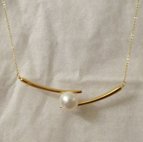 Freshwater pearl necklace - Picture 2 of 3